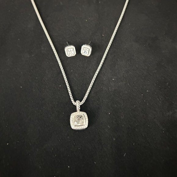 Pendant Necklace in Sterling Silver with Pavé style Cubic Zirconia - Picture 8 of 8